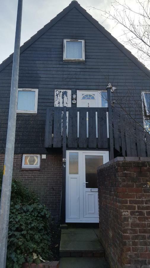Pageant Lodge Telford Exterior photo
